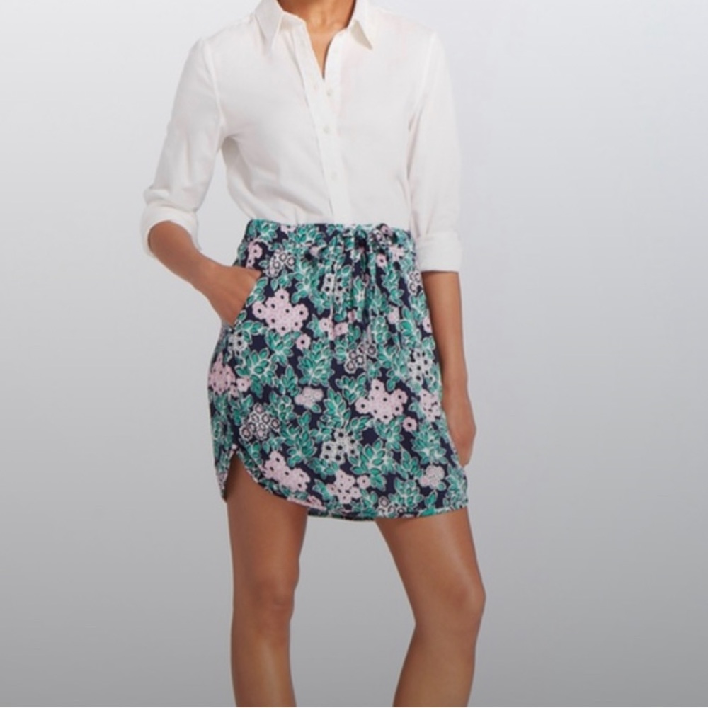 Draper James floral mini skirt